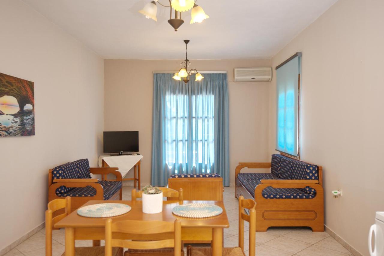 Kavos Apartments ปาติติริ ภายนอก รูปภาพ