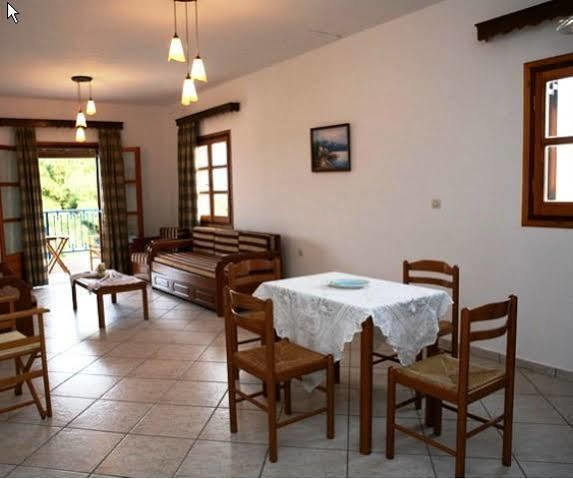 Kavos Apartments Alonissos ปาติติริ ภายนอก รูปภาพ